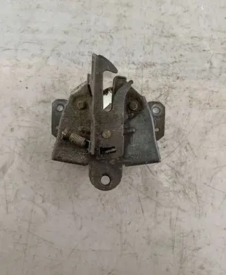 Mitsubishi Grandis Engine bonnet/hood lock/catch