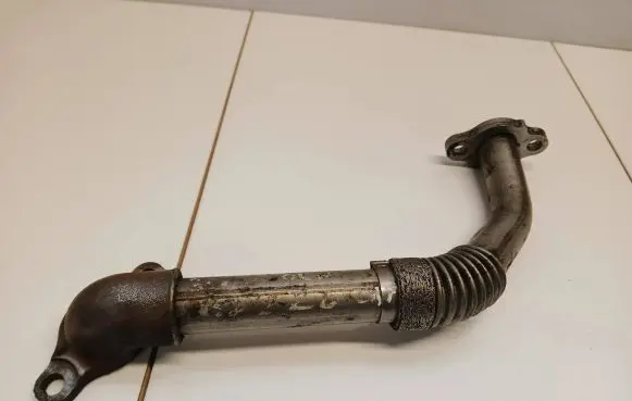 Toyota Avensis T220 EGR valve line/pipe/hose 256120r020