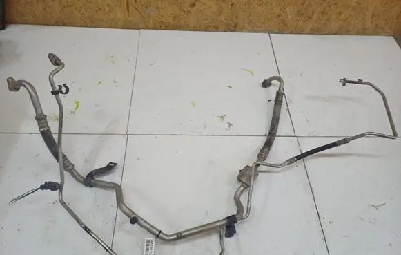 Peugeot 207 Air conditioning (A/C) pipe/hose 