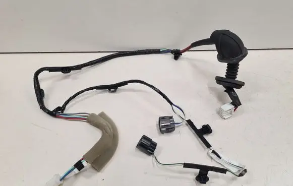 Peugeot iOn Rear door wiring loom 8512B791