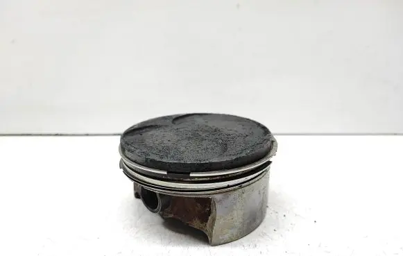 BMW 7 E65 E66 Piston 