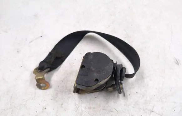 Audi 80 90 B2 Front seatbelt 443857732