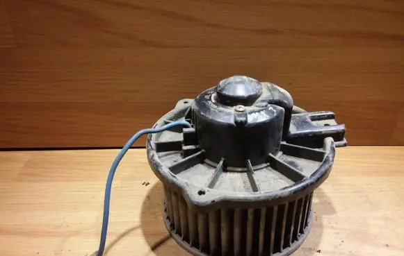 Mazda MX-3 Heater fan/blower 1940000350
