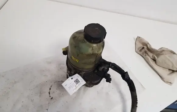 Opel Astra G Power steering pump 1040085003094