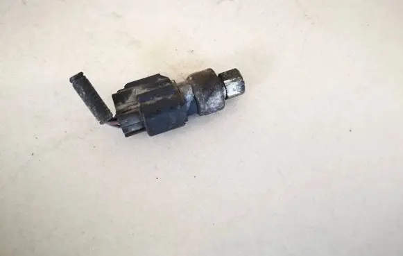 Volvo V50 Air conditioning (A/C) pressure sensor 