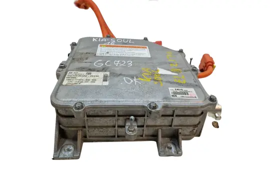 KIA Soul Voltage converter inverter 366000E240