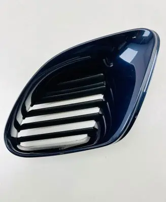 Porsche Boxster 986 Quarter panel pressure vent 98650456102 98650474700
