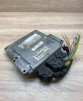 Peugeot 306 Engine control unit/module ECU 9642014880 0281010592 WITHPLUG