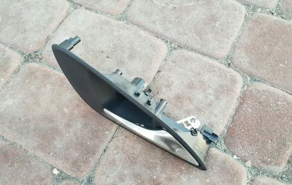 Opel Astra K Rear door exterior handle 13586535