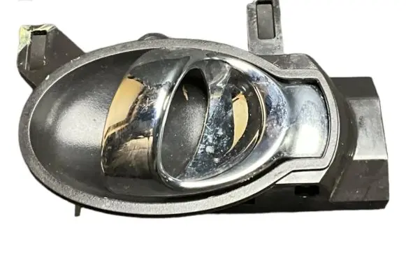 Nissan Note (E12) Rear door interior handle