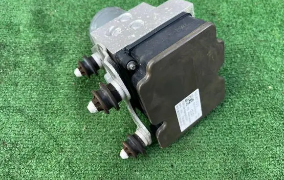 Audi A7 S7 4G ABS Pump 4G0907379S 4G0614517AL