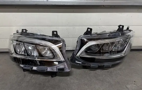 Mercedes-Benz Sprinter W907 W910 Headlights/headlamps set A9109069900 A9109060001