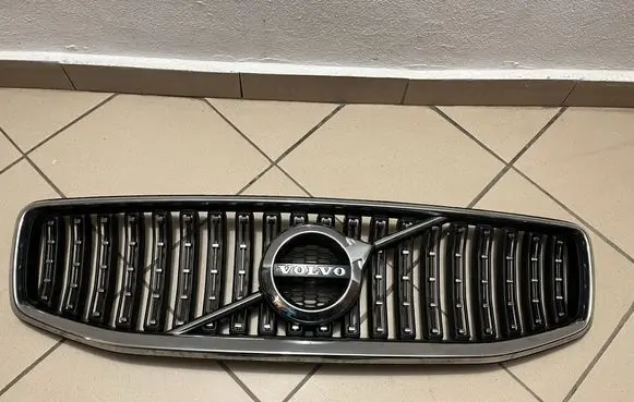 Volvo V60 Front grill 32132230
