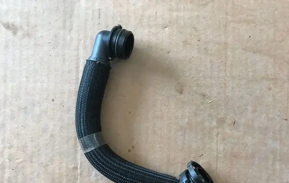 Audi A4 S4 B9 Breather/breather pipe/hose 059103221B