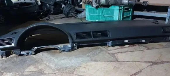 Audi A4 S4 B6 8E 8H Dashboard brak
