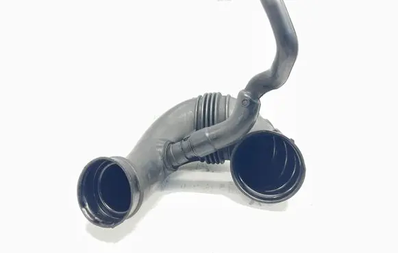 Mercedes-Benz C W203 Turbo air intake inlet pipe/hose A6460940297