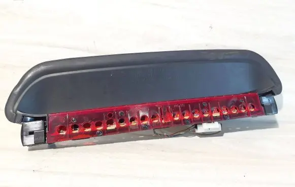 BMW 3 E90 E91 Third/center stoplight 168644