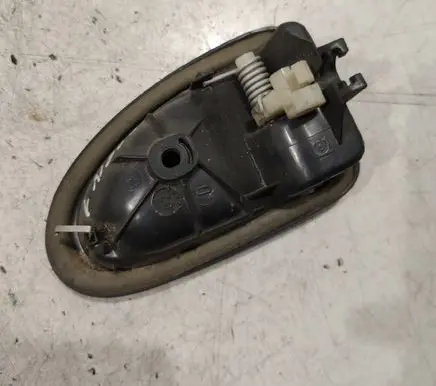 Renault Scenic I Front door interior handle 7700415974