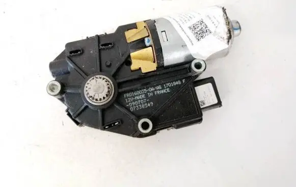 Honda CR-V Sunroof motor/actuator 70450SMGE010 70450-SMG-E010