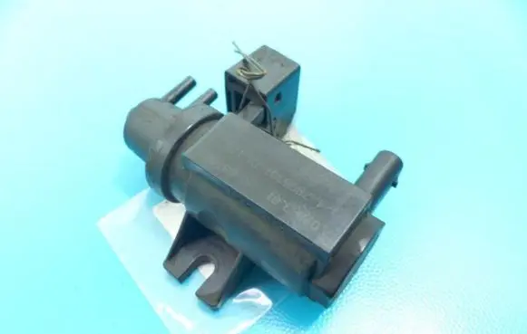 BMW 1 E81 E87 Turbo solenoid valve 70206301 IMPRK1181835