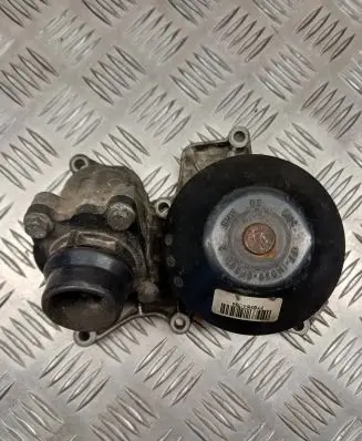 BMW X3 E83 Water pump 779764004