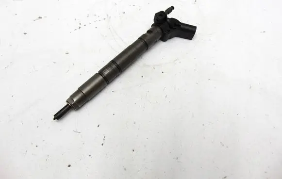 Audi A5 8T 8F Fuel injector 059130277AR
