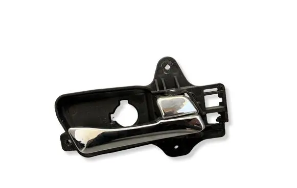 Hyundai i30 Front door interior handle 82623FD000
