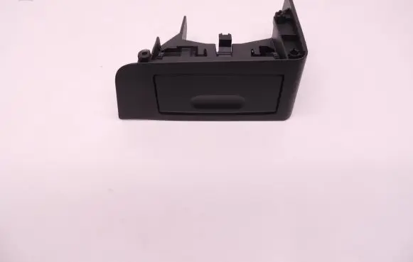 BMW 5 E60 E61 Ashtray (front) 1360455 D106