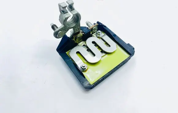 Mercedes-Benz C W205 Battery relay fuse 1110055 2207160033 A0009061505
