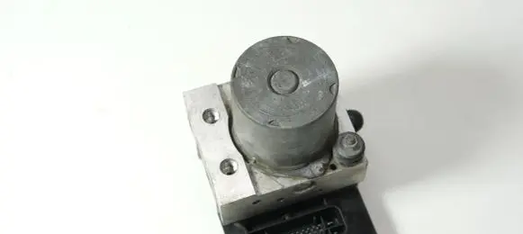 Audi A6 S6 C6 4F ABS Pump 4F0910517D 4F0614517