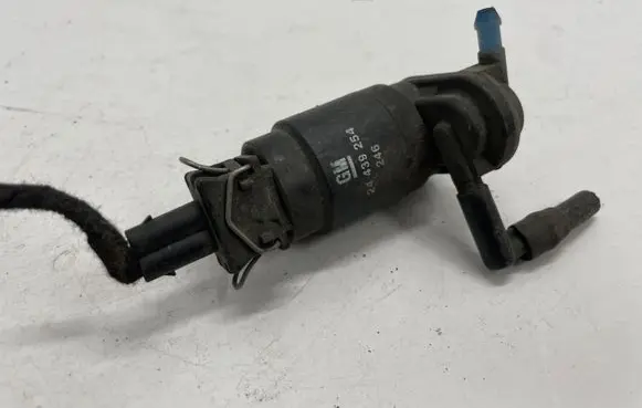 Opel Astra J Windscreen/windshield washer pump 24439254