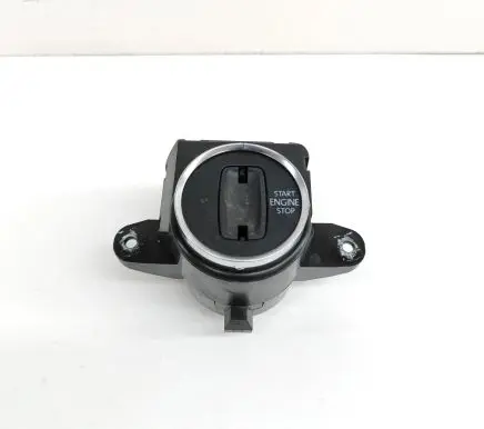 Volkswagen Touareg II Ignition lock 7P6905843