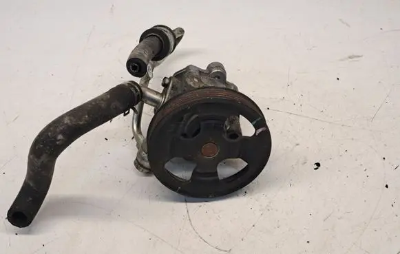 Mercedes-Benz GLC X253 C253 Power steering pump 7693955230