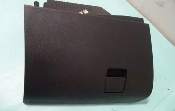 Opel Astra H Glove box 13191459