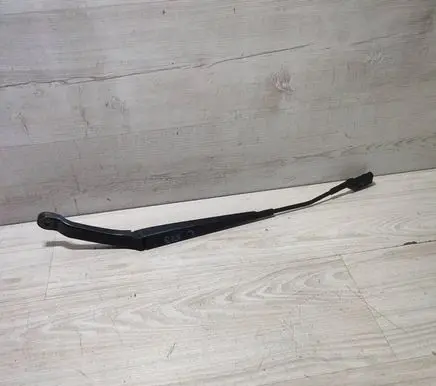 Fiat 500X Front wiper blade arm 52108466