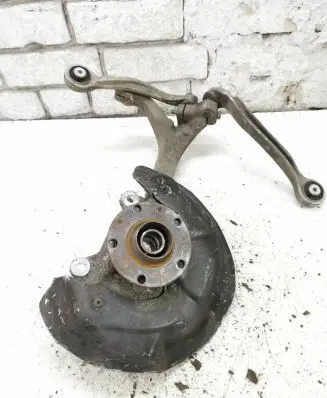 Audi A6 S6 C6 4F Front wheel hub