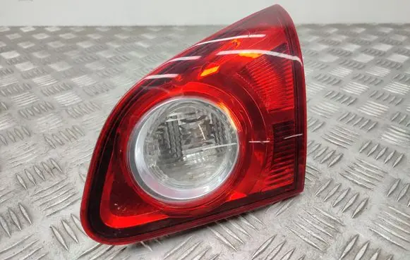 Nissan Qashqai Tailgate rear/tail lights 26550JD800