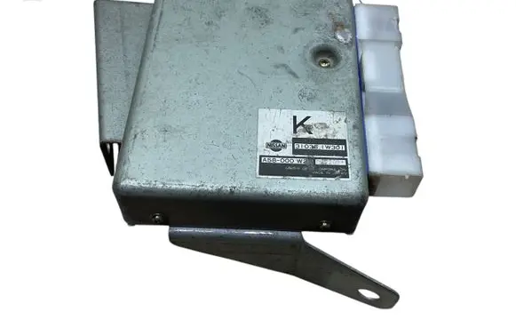 Infiniti QX4 Gearbox control unit/module 310361W301
