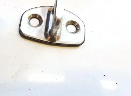 Skoda Octavia Mk2 (1Z) Rear door lock loop/hook striker 6y0837033c