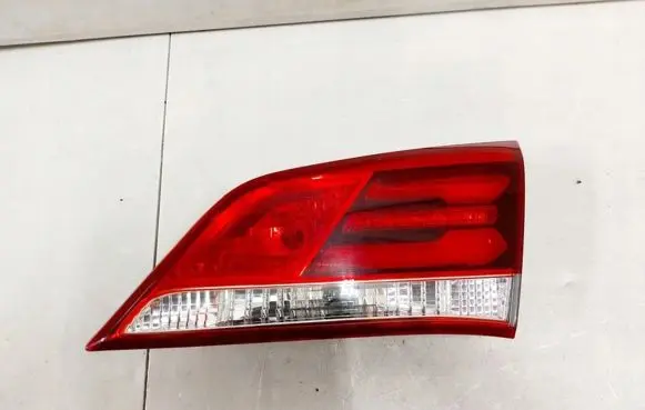 Hyundai i40 Rear/tail lights 92404-3Z6