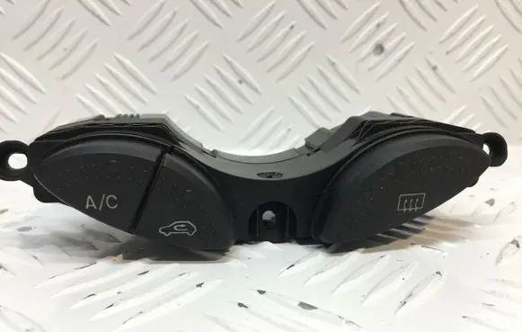 Ford Focus Air conditioning (A/C) switch YS4T19A945BA
