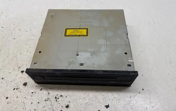 Audi A4 S4 B8 8K Navigation unit CD/DVD player 4E0919887M 4E0910888E