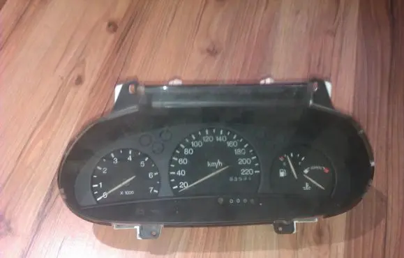 Ford Escort Speedometer (instrument cluster) 96fb10848bb