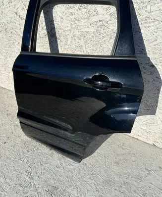 Ford Kuga II Rear door