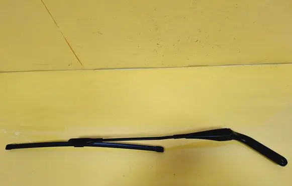 BMW 1 E81 E87 Front wiper blade arm 7169972