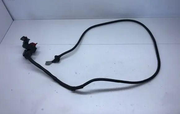 Positive cable (battery)