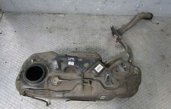Suzuki Vitara (LY) Fuel tank 