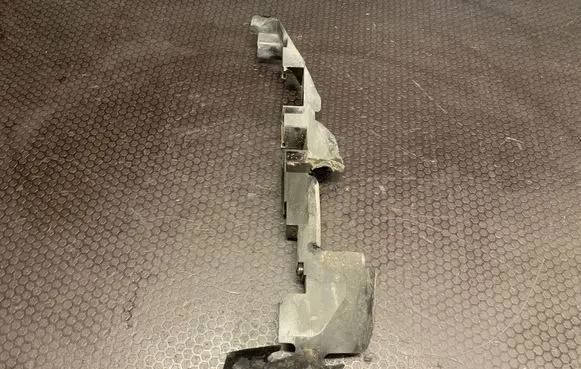 Audi A6 Allroad C5 Radiator trim 4Z7121284C