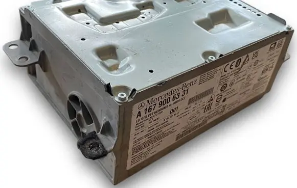 Mercedes-Benz GLE W167 Central body control module A1679006331