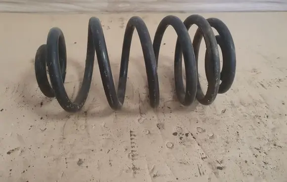 Opel Astra J Rear coil spring